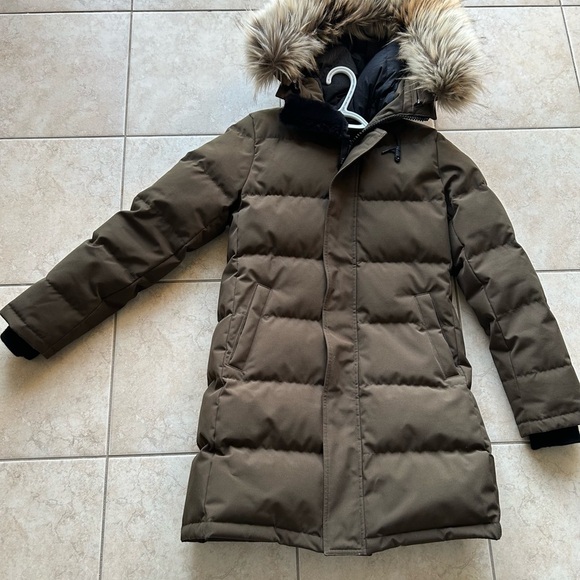 Aritzia TNA St. Anton Parka – Size Small - Picture 5 of 5